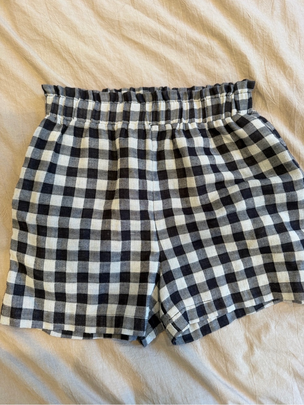 High-Waist Black & White Gingham Elastic Waist Shorts